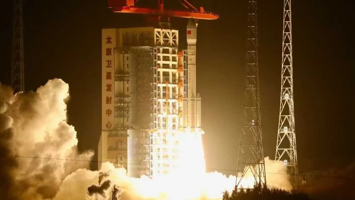 地卫二太空计算赋能星上能源:千帆星座18颗星入轨